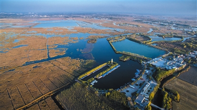 生態(tài)環(huán)境部4月例行發(fā)布會(huì)聚焦水污染防治 水環(huán)境管理司司長(zhǎng)回應(yīng)黑臭水體、工業(yè)園區(qū)廢水等問(wèn)題